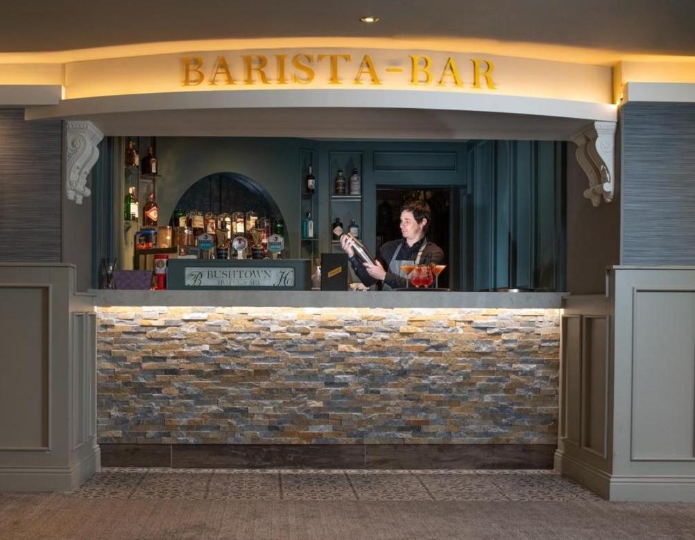 Bushtown Hotel & Spa Колрейн Экстерьер фото