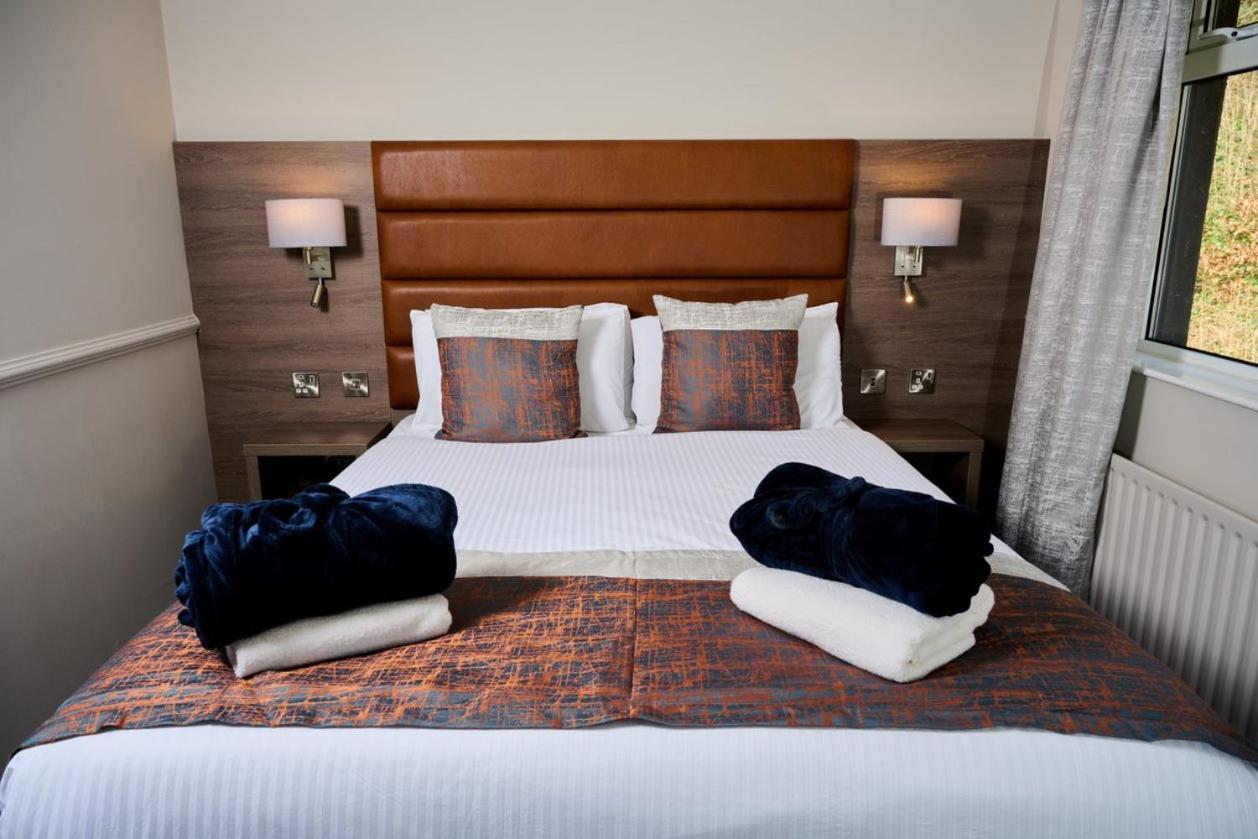 Bushtown Hotel & Spa Колрейн Экстерьер фото