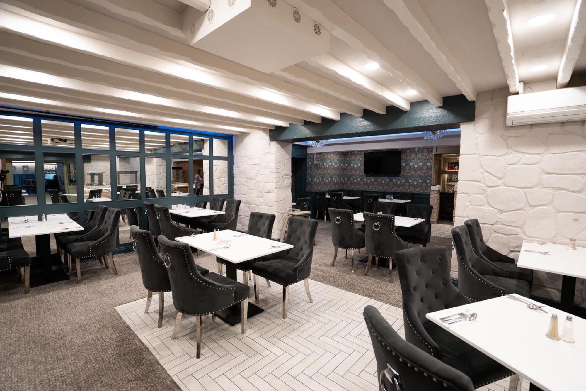 Bushtown Hotel & Spa Колрейн Экстерьер фото
