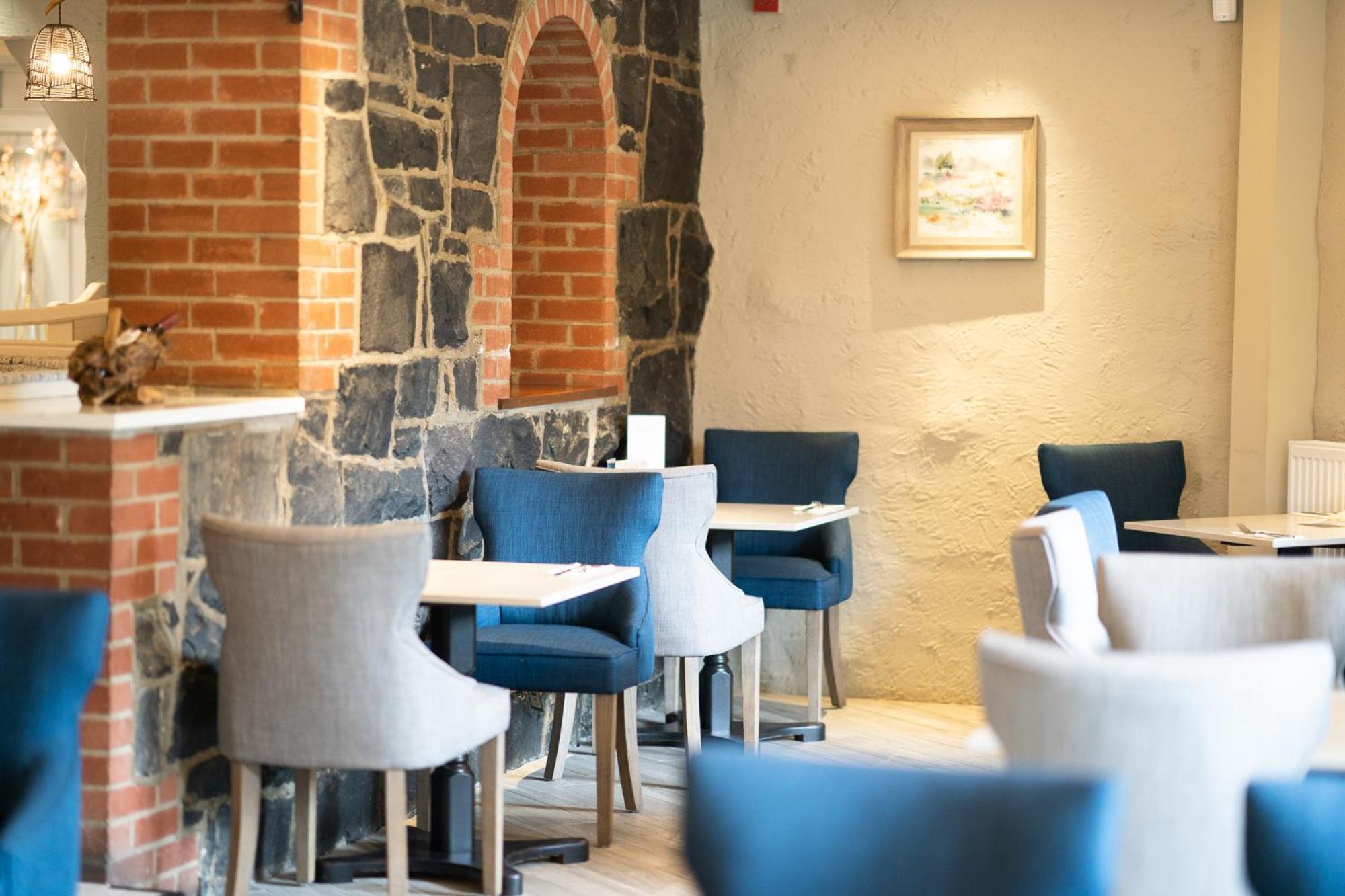 Bushtown Hotel & Spa Колрейн Экстерьер фото