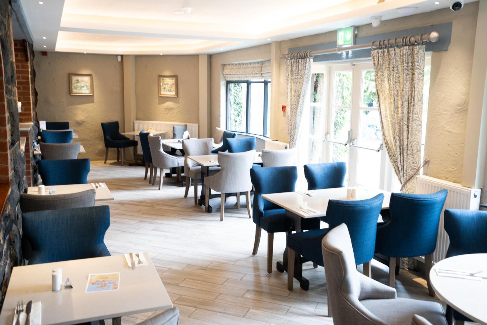 Bushtown Hotel & Spa Колрейн Экстерьер фото
