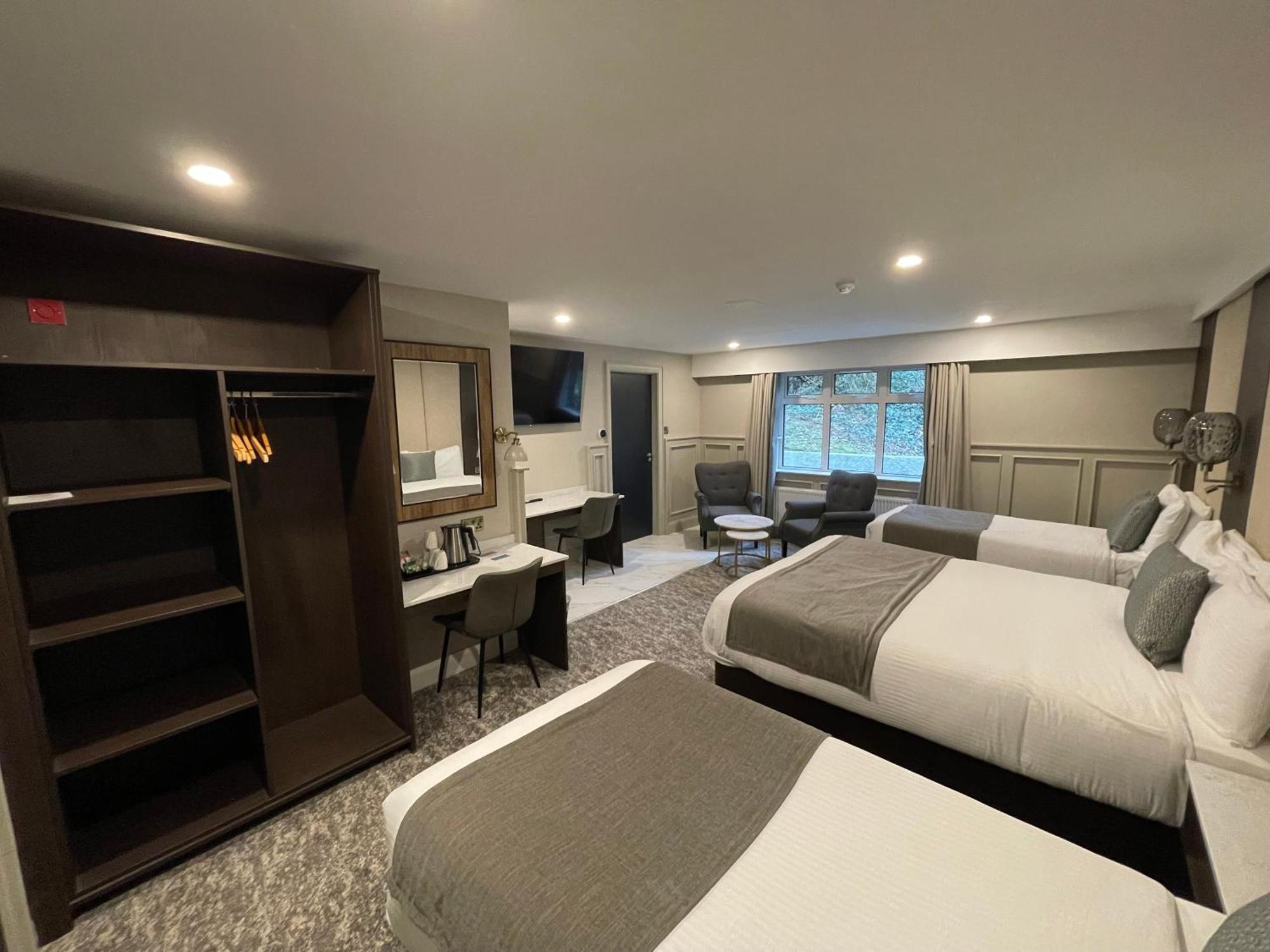 Bushtown Hotel & Spa Колрейн Экстерьер фото