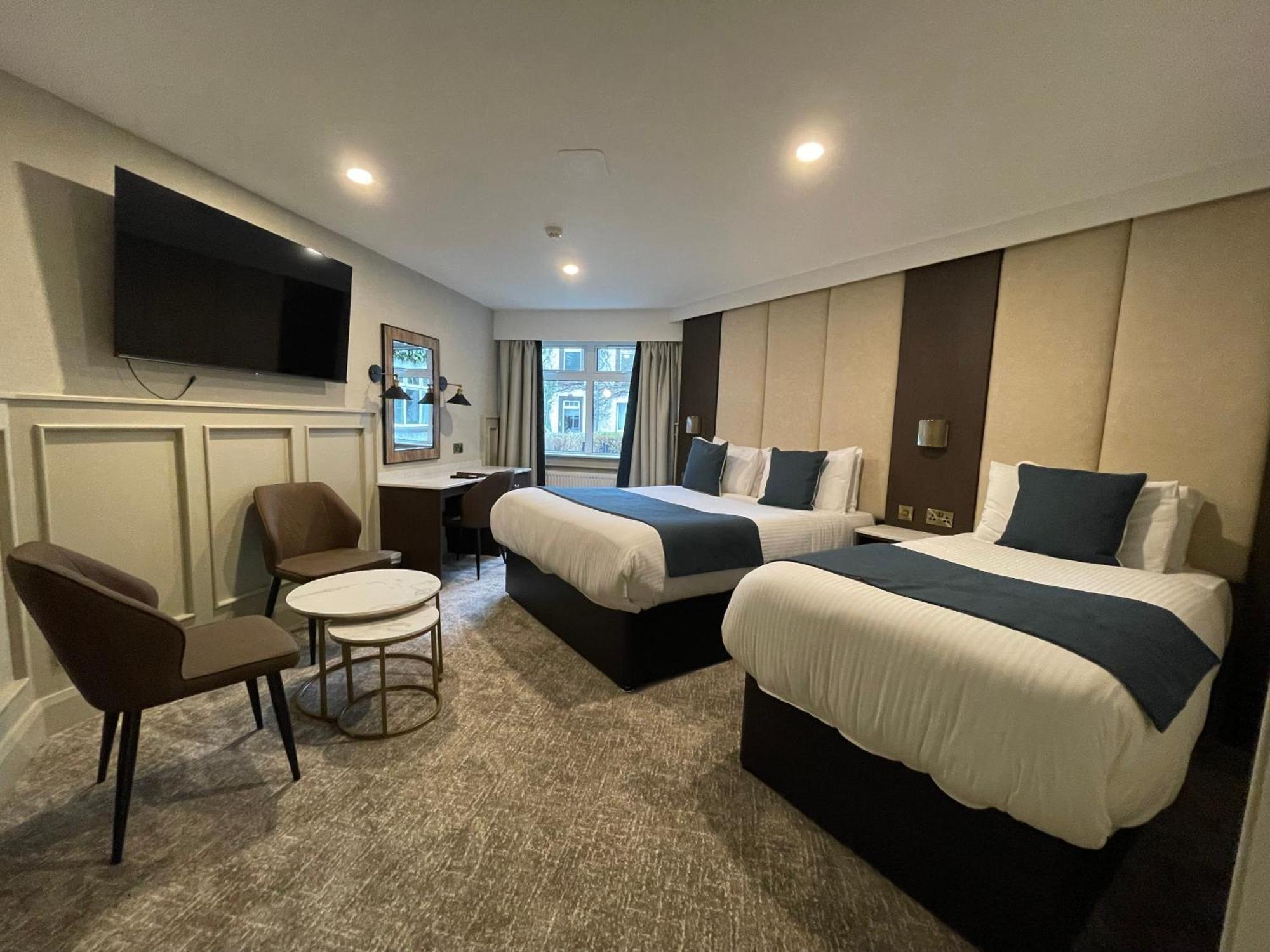 Bushtown Hotel & Spa Колрейн Экстерьер фото