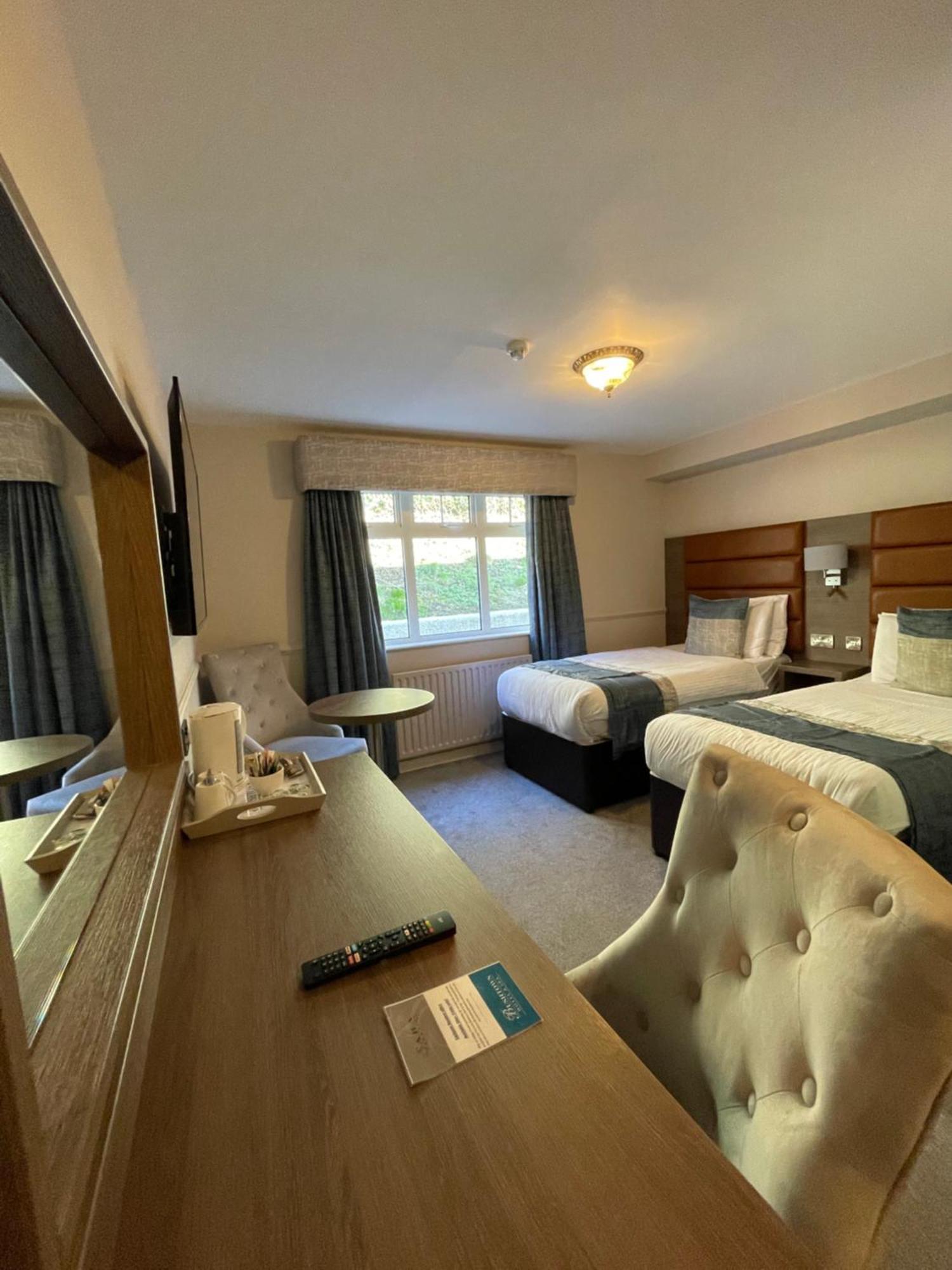 Bushtown Hotel & Spa Колрейн Экстерьер фото
