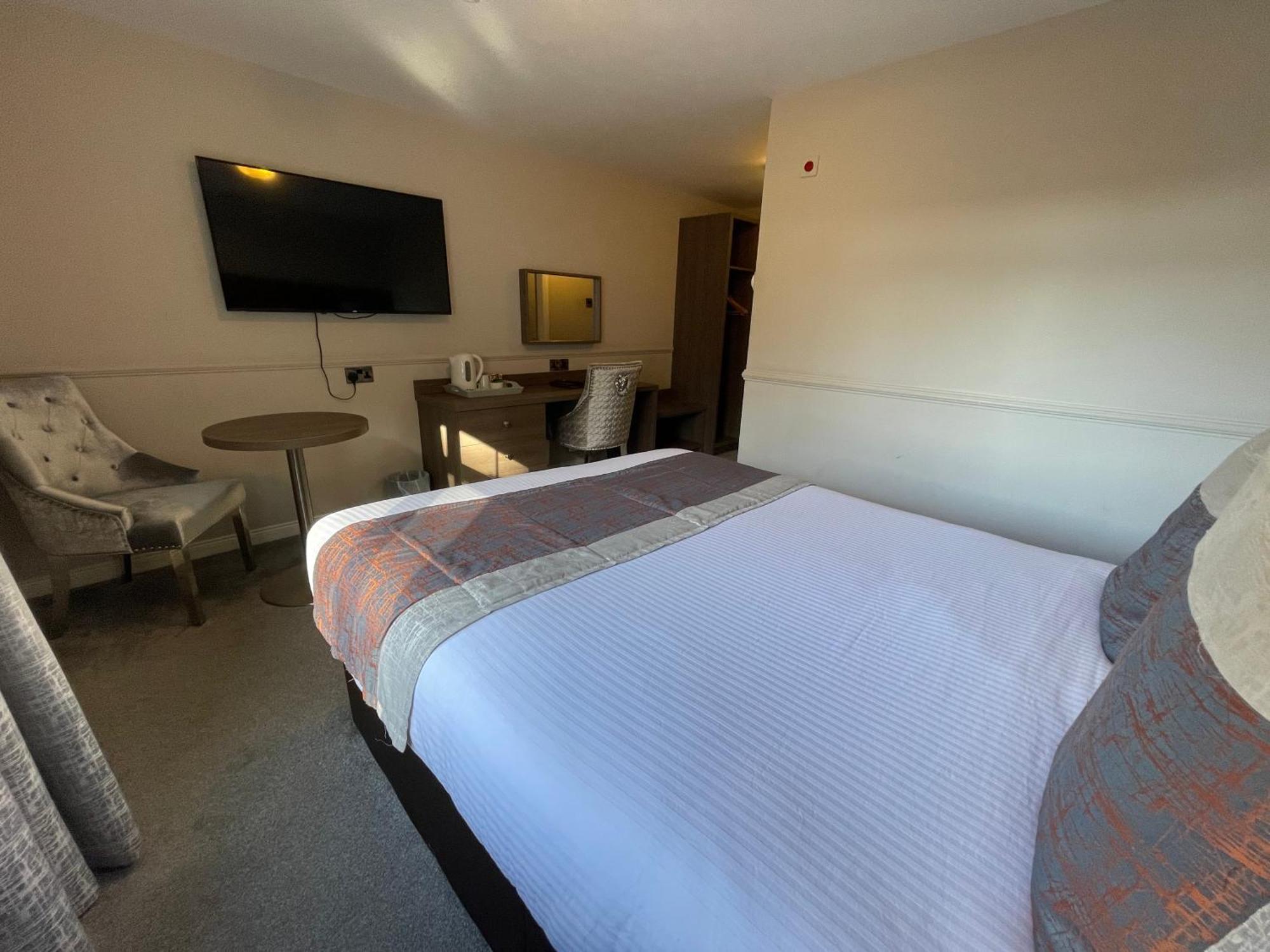Bushtown Hotel & Spa Колрейн Экстерьер фото